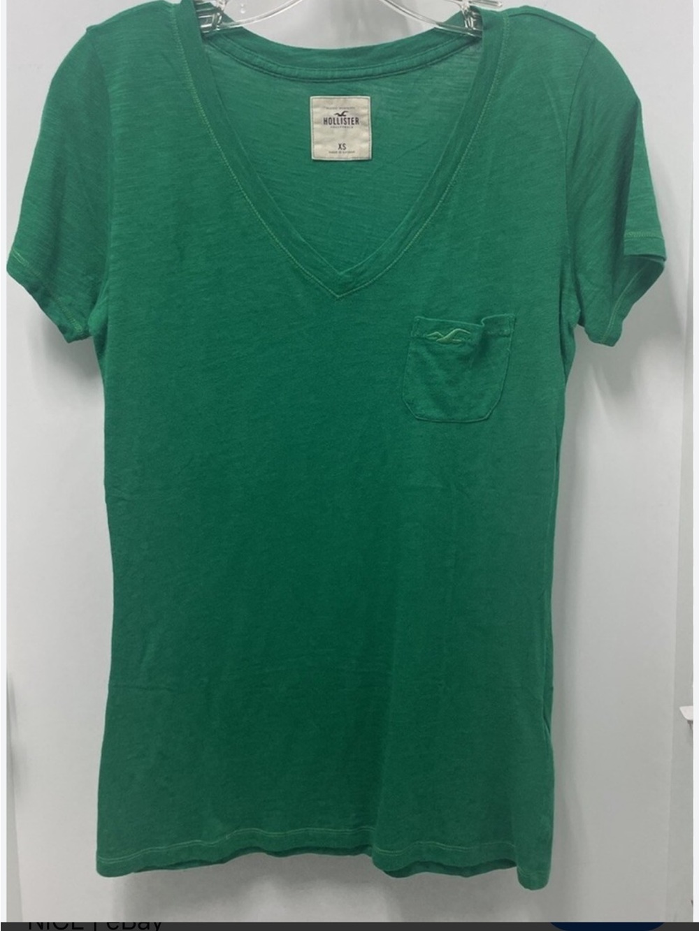 Hollister Women's Emerald Green V-Neck Pocket Tee